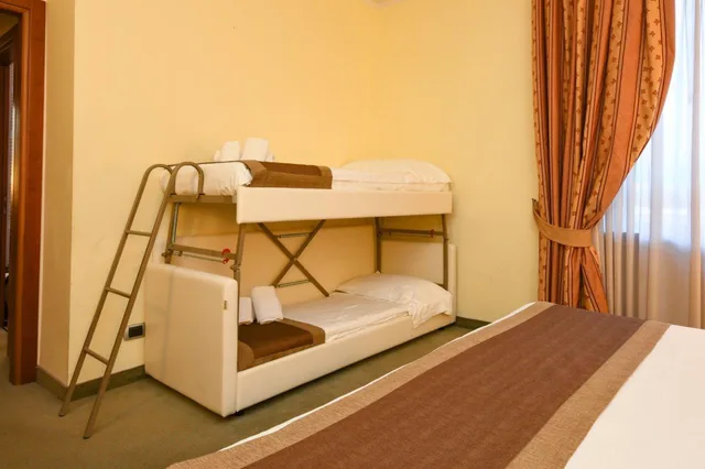 غرفة عائلية بسرير بطابقين، Hotel Master 5/7