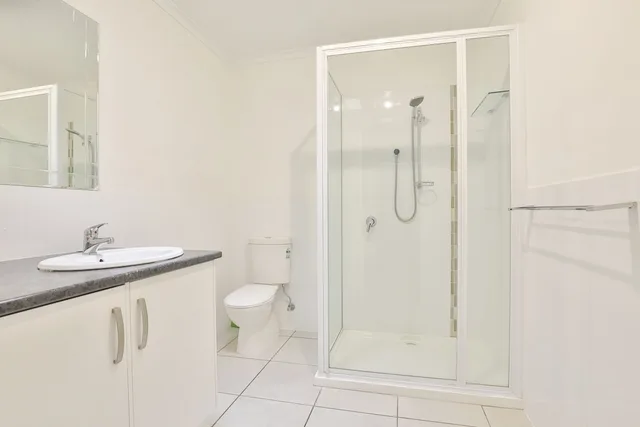 شقة ديلوكس بسرير كينج بغرفة نوم واحدة، Mildura Holiday Villas 2/2