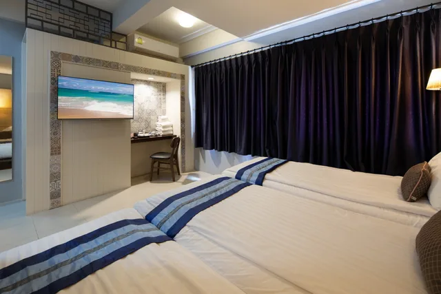 غرفة سوبيريور ثلاثية، Montree Phuket Hotel 2/4