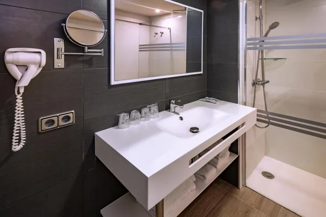 غرفة بسريرين منفصلين، Tropic Park Hotel 5/6