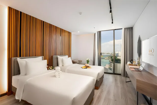 Deluxe, Twin Beds, Partial River View، HAIAN Riverfront Hotel 2/2