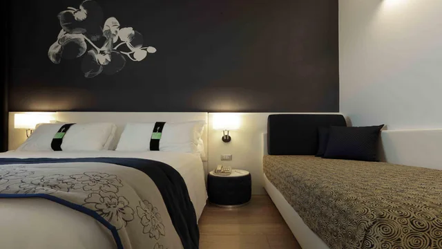 غرفة بسرير مزدوج، Holiday Inn Milan Nord Zara 5/8