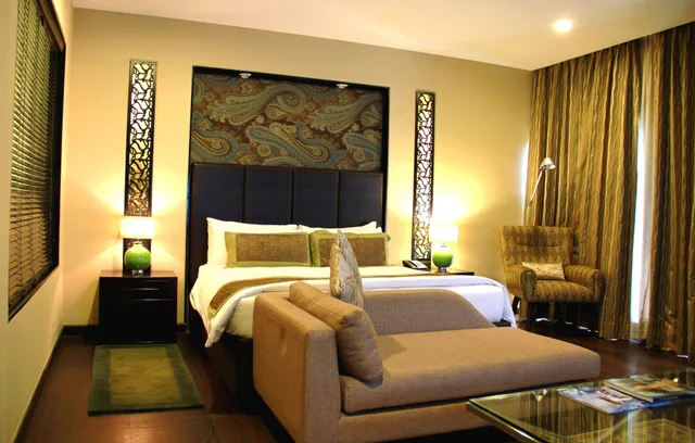 غرفة سوبيريور بسرير كينج، Taj Dal View Srinagar 2/6