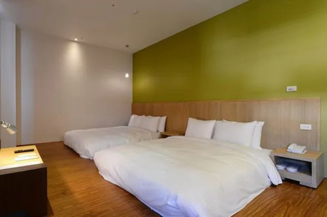 City, Classic, Quadruple, 2 Queen Beds, In Young Hotel 1/5