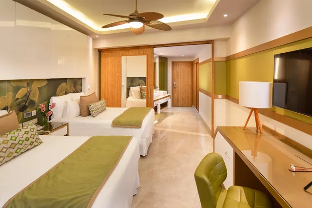 غرفة بسريرين مزدوجين بإطلالة على الحديقة، Dreams Onyx Resort And Spa Punta Cana 1/3