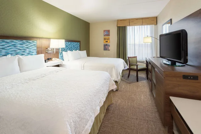 غرفة قياسية بسريرين كوين، Hampton Inn Buffalo South I 90 3/10