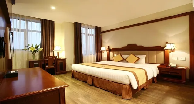 جناح بإطلالة على المدينة، Western Hanoi Hotel 1/1