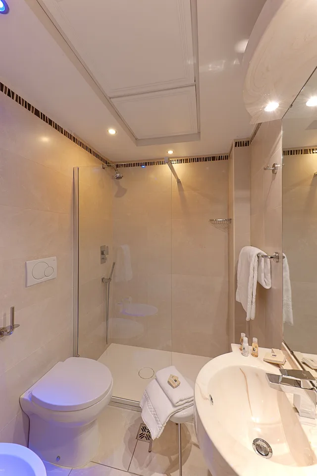 غرفة ثلاثية بثلاثة أسرّة، Mastino Hotel 3/4
