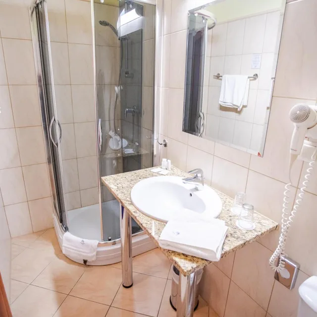 غرفة مفردة، Vega Hotel 5/6