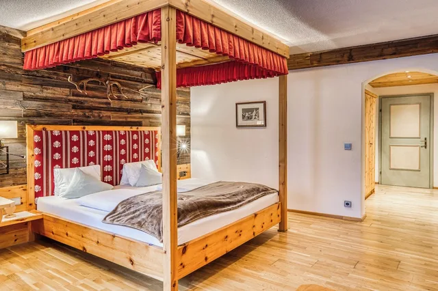 غرفة ديلوكس بشرفة، Alpenhotel Stolz 4/9