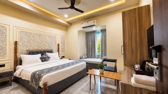 غرفة فاخرة بسرير كينج، THE COUNTRY SIDE RESORT 5/10