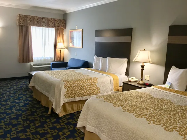 Standard, 2 Queen Beds, Days Inn By Wyndham Robstown 5/10