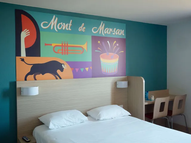 غرفة سوبيريور بسرير مزدوج، Kyriad Direct Mont De Marsan - St Avit 4/10