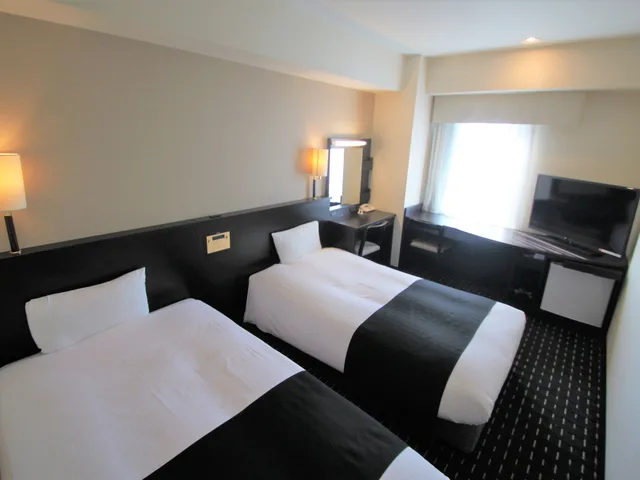 Room, Twin Beds, Main Building, Smoking, Apa Villa Hotel Tsubamesanjo-Ekimae 2/7