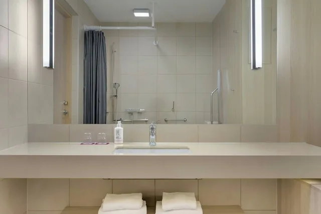 غرفة بسرير مزدوج، MOXY MILAN MALPENSA AIRPORT 10/10
