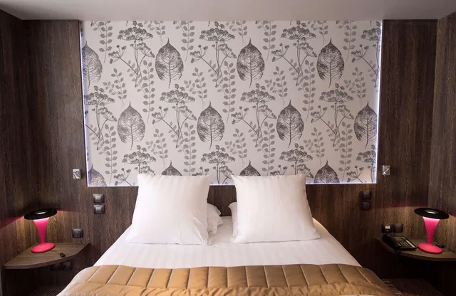 غرفة كومفورت بسرير كوين، Best Western Premier Patio Des Artistes 2/4