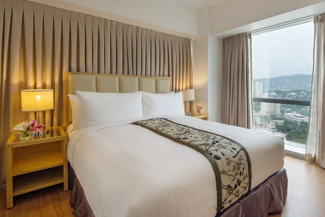 جناح بسرير كينج بغرفة نوم واحدة، Quest Serviced Residences 1/3
