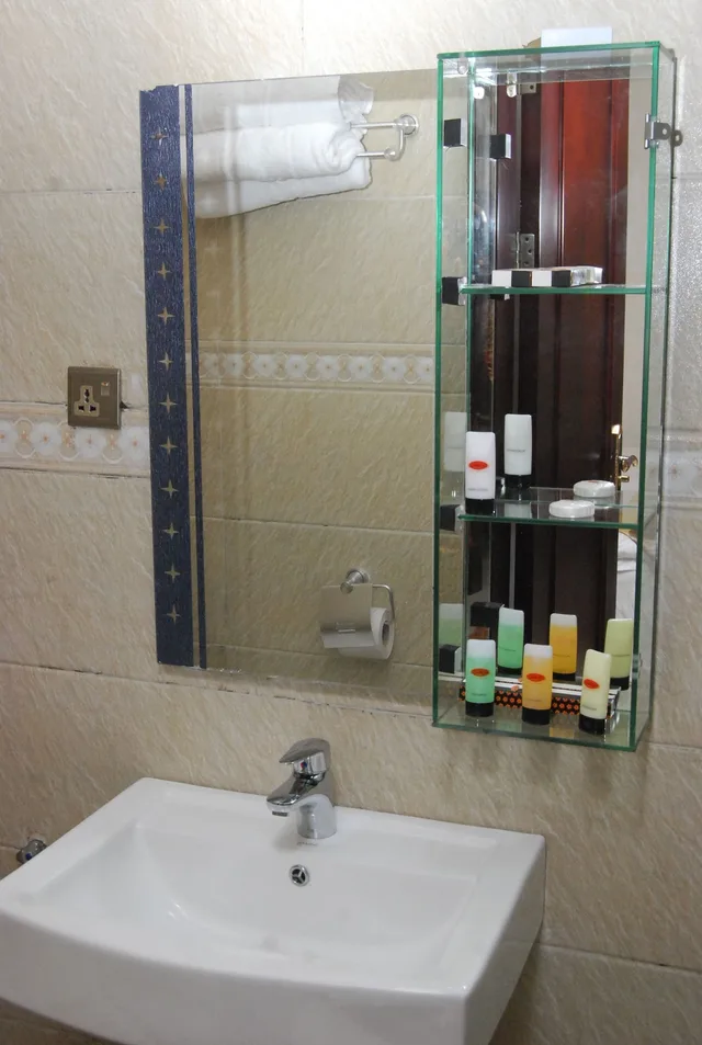 1 Bedroom, Apartment, King Bed, Kitchen, Grandbee Apartment And Residence 1/1