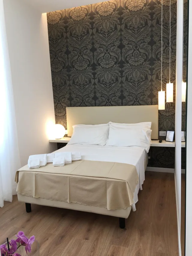 غرفة بسرير كوين، Sanremo Luxury Suites 2/8