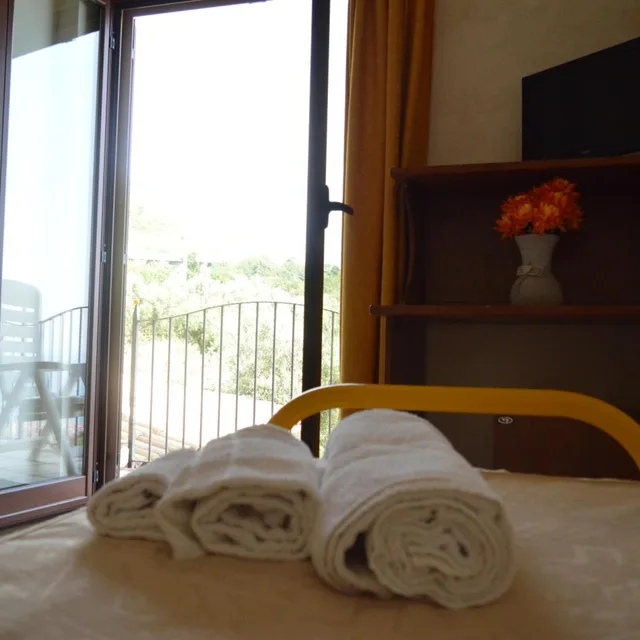 غرفة مفردة، Hotel La Cometa 1/2
