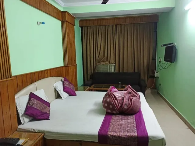 غرفة قياسية بسرير مزدوج، Hotel Delhi Regency 3/10