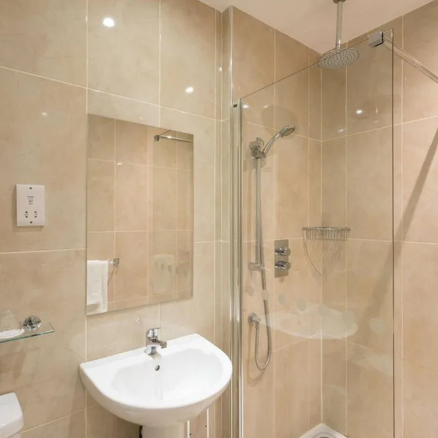 غرفة قياسية ثلاثية، Park Inn by Radisson Shannon Airport 8/9