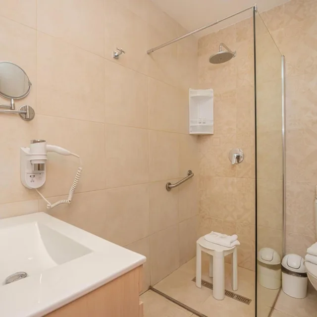 غرفة بسرير مزدوج أو سريرين منفصلين، Gillieru Harbour 9/10