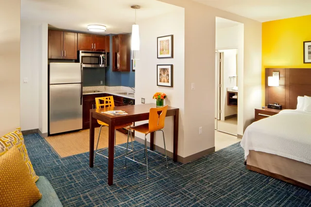استوديو بسرير كينج مع أريكة، Residence Inn By Marriott Boston Back Bay Fenway 6/10