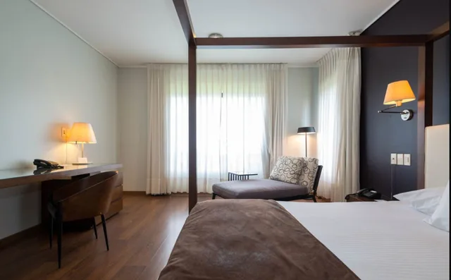 Master, 2 King Beds، Regency Park Hotel 4/4