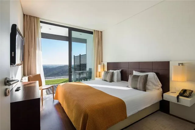 جناح بسرير مزدوج بشرفة، Monchique Resort And Spa 1/1