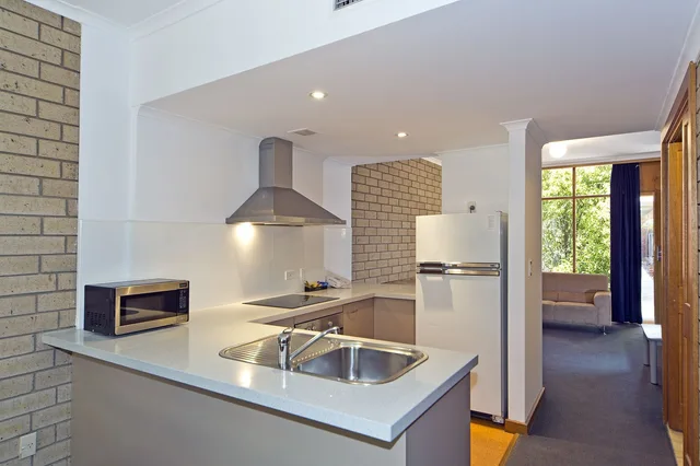 Town House, Queen and Twin Beds، Comfort Inn and Suites Sombrero Adelaide 10/10