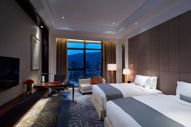 غرفة بريميوم بسرير كينج بإطلالة، Gran Melia Xian 1/4