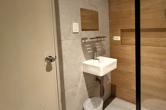 غرفة مفردة بحمام خاص، Aurora Suites Pasay near Airport 4/4