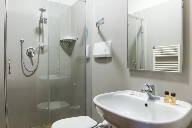 غرفة قياسية بسرير مزدوج بإطلالة على القناة، Hotel Cannaregio 2357 5/10