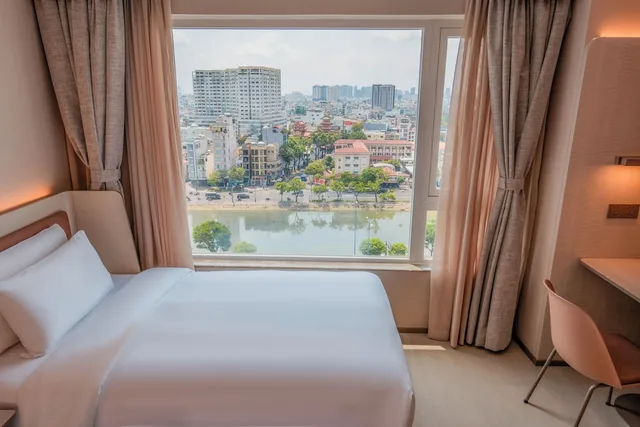 غرفة تنفيذية بسريرين منفصلين، Sunland Hotel 5/8