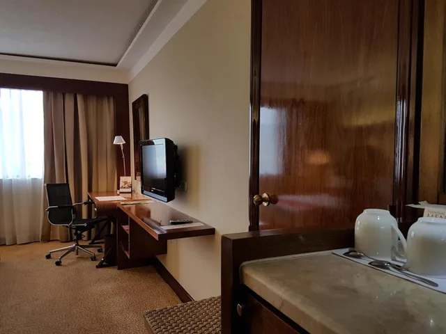 غرفة ديلوكس بسرير مزدوج أو سريرين منفصلين بإطلالة على البحر، Marco Polo Plaza Cebu 1/1