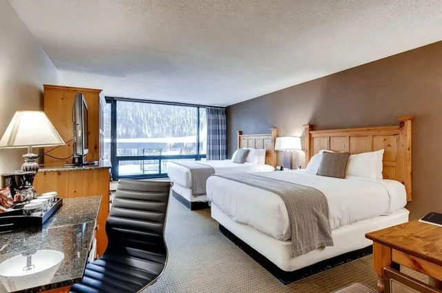 Spa, Lodge, 2 Queen Beds, Pet Friendly, Patio، Keystone Lodge And Spa 3/6