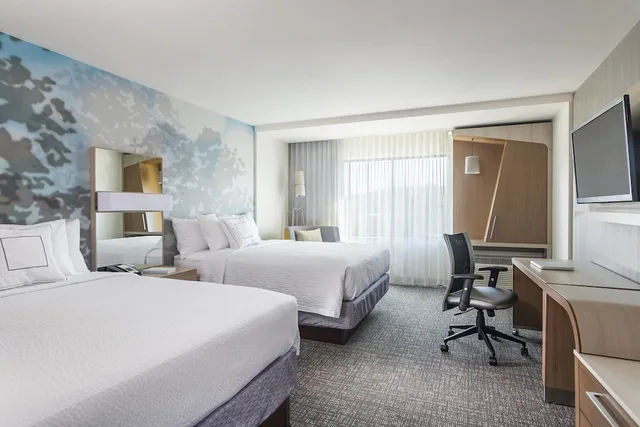 غرفة بسريرين كوين لذوي الإعاقة، Courtyard By Marriott Albany Troy/Waterfront 2/8