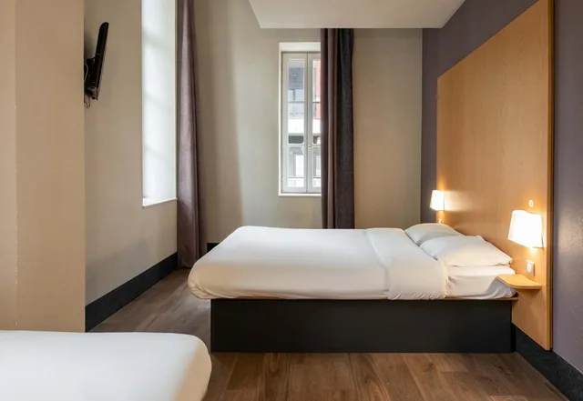 غرفة ثلاثية، B&B Hotel Castres Centre Gambetta 2/10