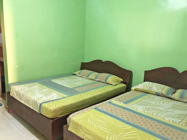 غرفة ديلوكس بسريرين كوين، Queen Of Isle Restaurant And Cottages 1/3