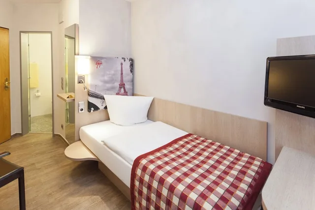 غرفة قياسية بسرير فردي، Centro Hotel Goya Wolfsburg, Trademark Collection by Wyndham 3/4