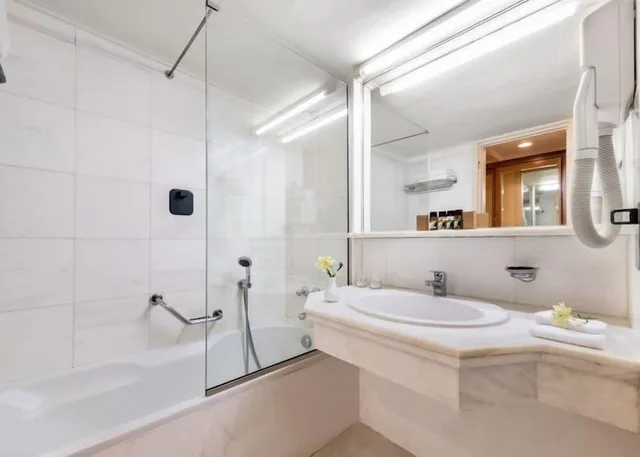Mythica, Bungalow, Double Bed, Beach Front, Sofa، Aquila Rithymna Beach 2/2