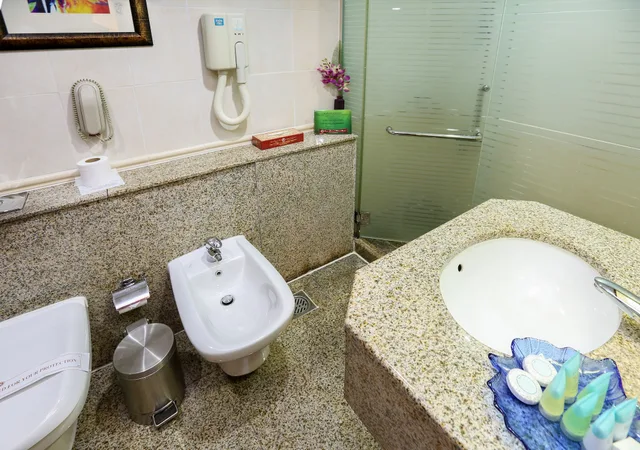 غرفة تنفيذية بسريرين منفصلين، Ramee Royal Hotel 2/4