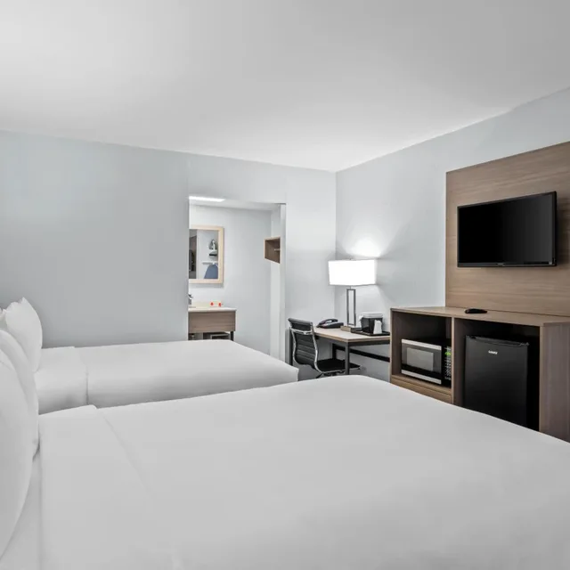 غرفة رباعية، Econo Lodge Daytona Beach - Speedway 4/5