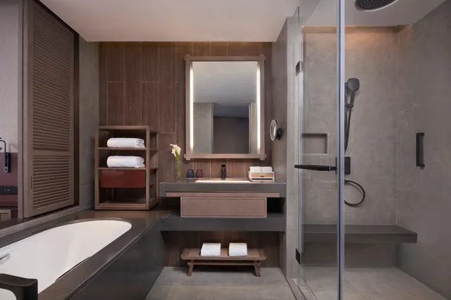 غرفة بريميير بسرير كينج بإطلالة على الجبل، Beijing Marriott Hotel Yanqing 4/4