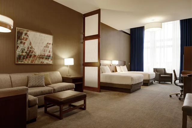 غرفة بسريرين كوين لذوي الإعاقة، Hyatt Place St Paul Downtown 2/3