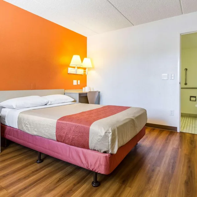 غرفة بسرير كوين، Motel6 Tempe, AZ – Phoenix Airport – Priest Dr 6/10