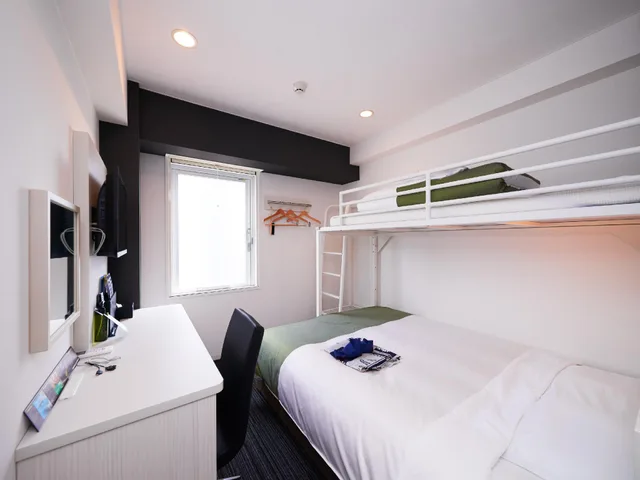 Super, Super Hotel Shinagawa Shinbanba 1/2