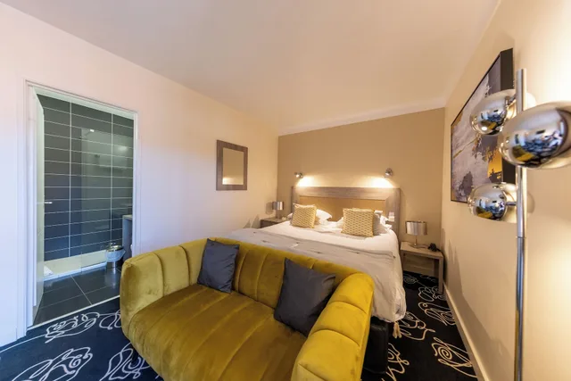 غرفة سوبيريور بسرير كينج بشرفة، Hotel Madeloc 5/8