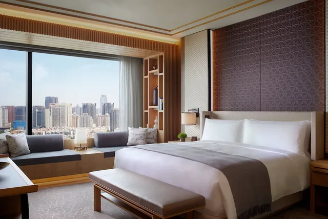 جناح بسرير كينج بإطلالة على المدينة، The Ritz-Carlton Xi'an 1/6